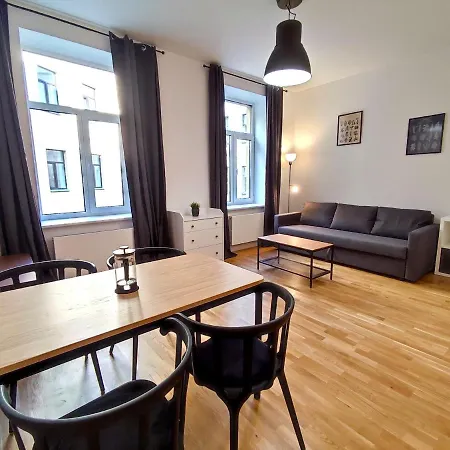 Lacplesa Cozy Apartment *